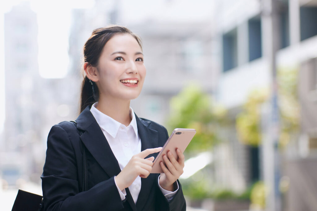 Lognavi（ログナビ）の怪しい評判は本当？口コミをもとに利用するメリットや注意点を解説！