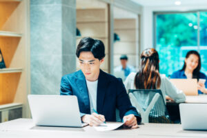 ベンチャー・スタートアップ企業の法務で働く魅力や大変さ、適性は？