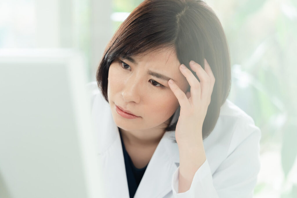 研究職から異業種への転職は可能?おすすめの職種や転職に成功する方法を紹介