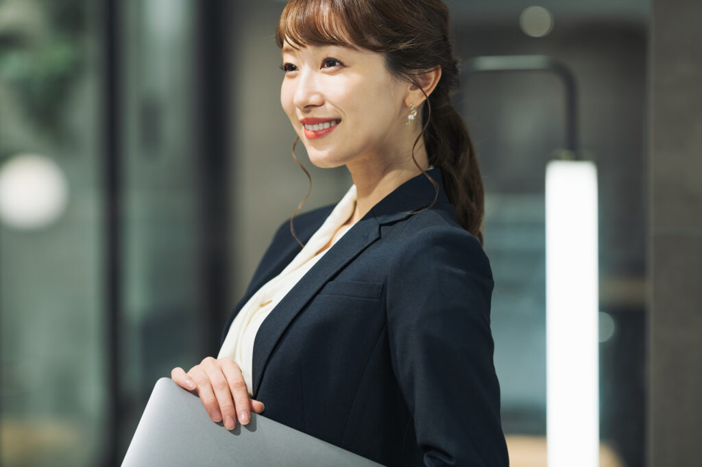 20代女性の転職に役立つ資格15選！取って損のない資格や未経験向けも解説