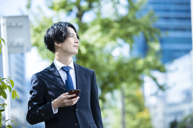 法務の転職で年収アップ