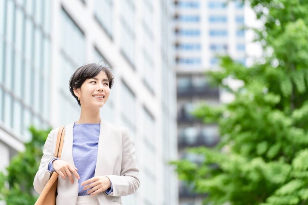 女性