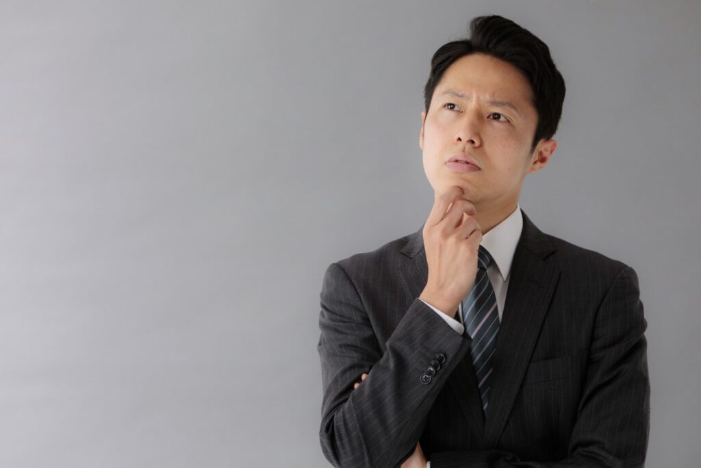 【50代男性】50代からの転職は厳しい?おすすめの業界や転職方法を解説