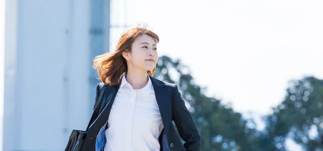 第二新卒女性におすすめ転職サイト・エージェントと内定を勝ち取る秘訣